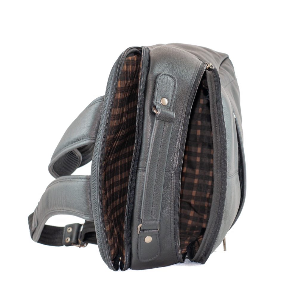 Mochila de Couro La Fenice Bufalo Preto 103498