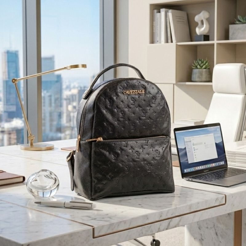 Mochila de Couro La Fenice Floter Monograma Preto 105046