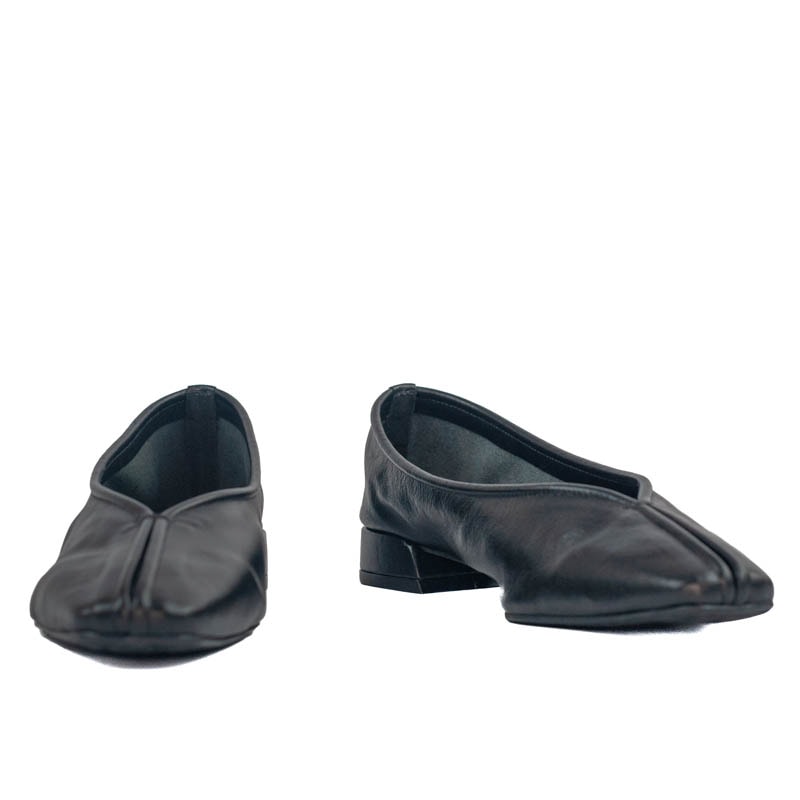 Sapatilha de Couro Veneto La Fenice Preto 105396