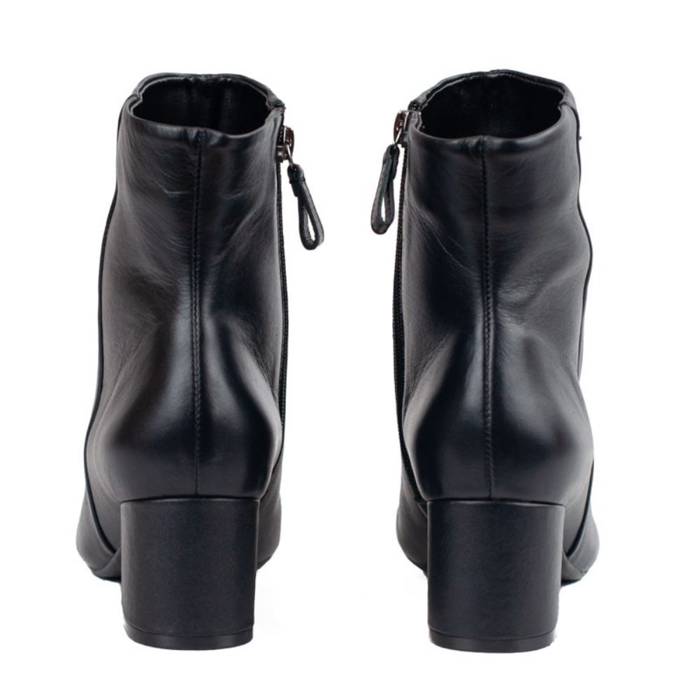Bota Curta de Couro La Fenice Preto 105719