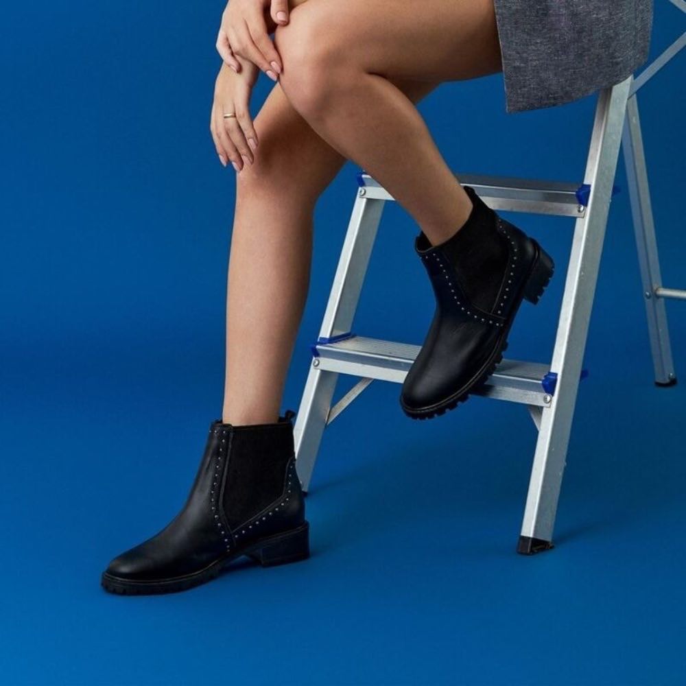 Bota Curta de Couro Veneto La Fenice Preto 105737