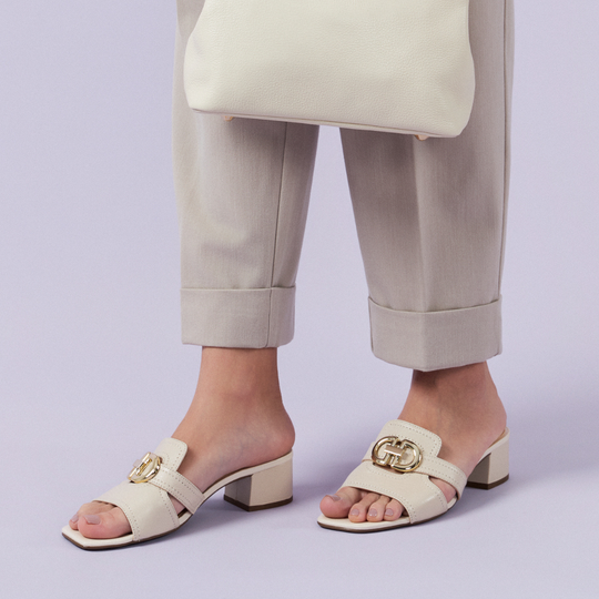 Tamanco de Couro La Fenice Off White 105420